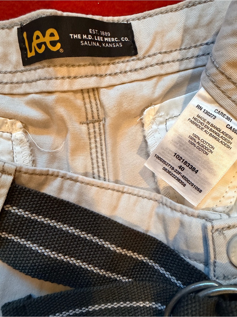 BUNDLE FOR $12 Men's LEE Cargo Shorts - Khaki & White Utility Styles - Picture 3 of 8